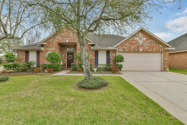 9645 Dry Springs Dr Drive, La Porte, TX 77571