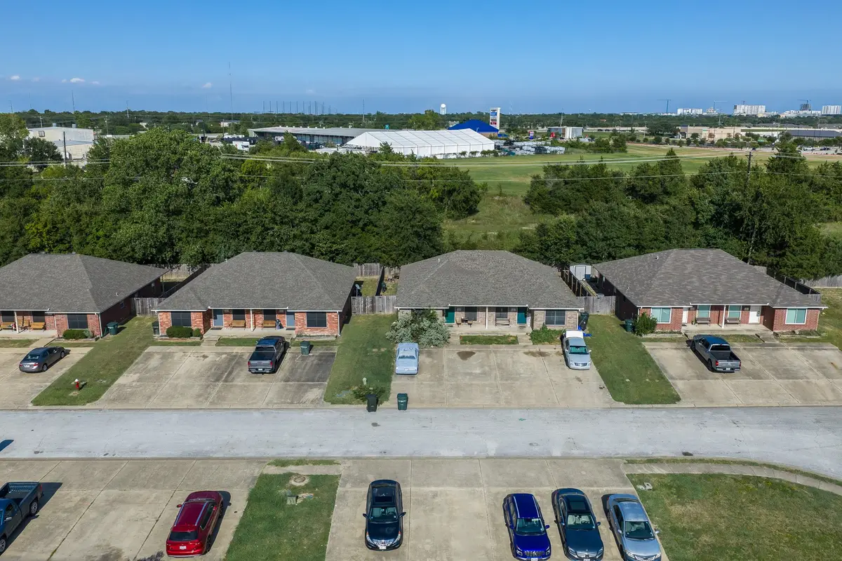 1725 Rock Hollow Loop, Bryan, TX 77807 - #1
