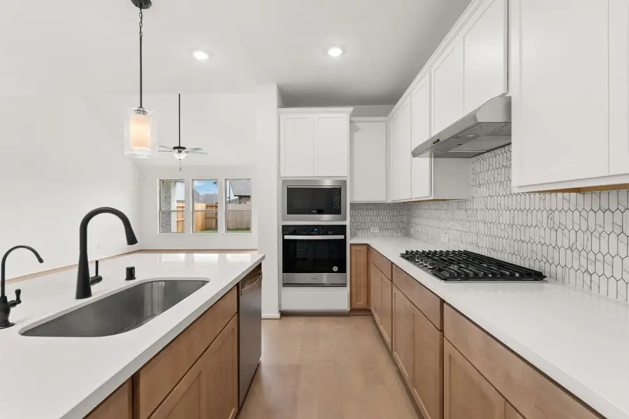 9628 Mount Brewer Lane, Porter, TX 77365 - Image #3