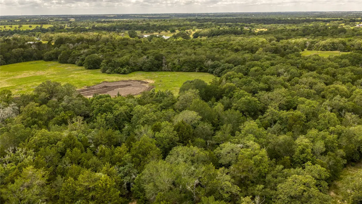 7 Hillwood Trail, Brenham, TX 77833 - #1