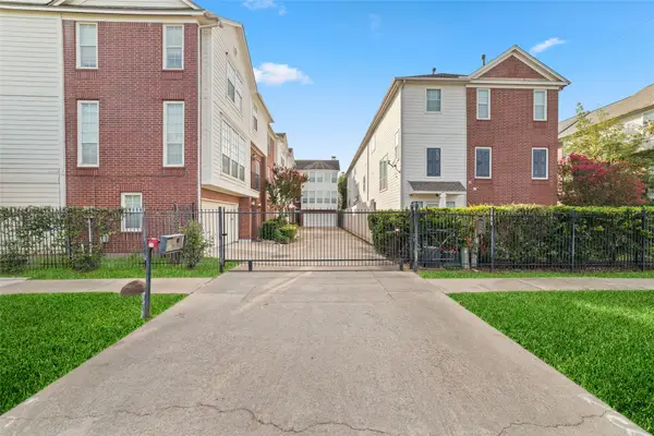 2256 La Branch Street, Houston, TX 77002