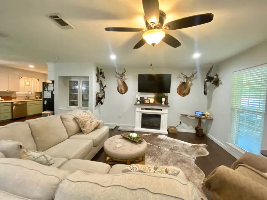 685 West 4th Street, Groveton, TX 75845 - Image #3