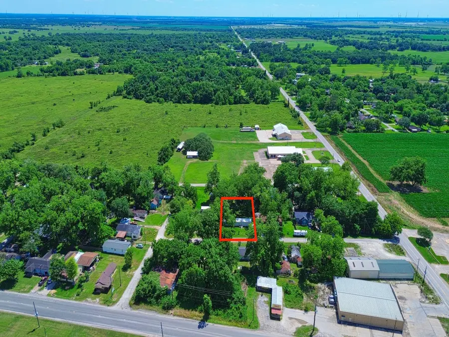 210 Floyd St Street, Boling, TX 77420 - Image #2