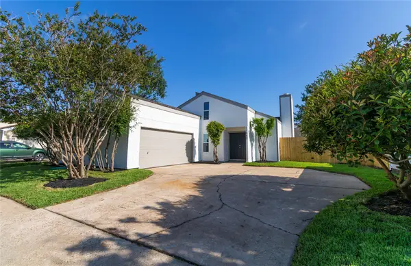 11042 Petworth Drive, Houston, TX 77072