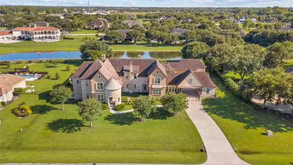2419 Parrot Shell Lane, Richmond, TX 77406