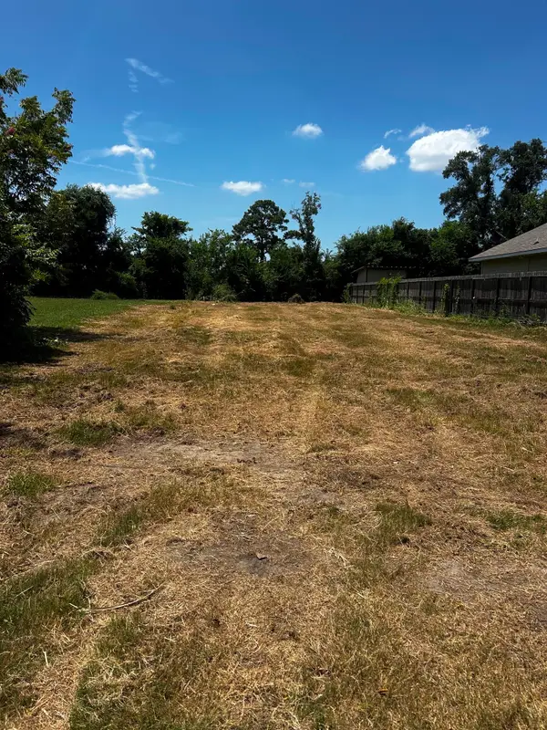 8221 Autumn Lane, Houston, TX 77016