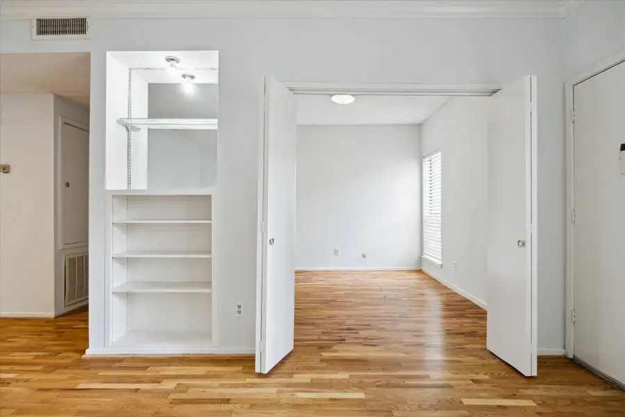 1100 Augusta Drive #63, Houston, TX 77057 - Image #3