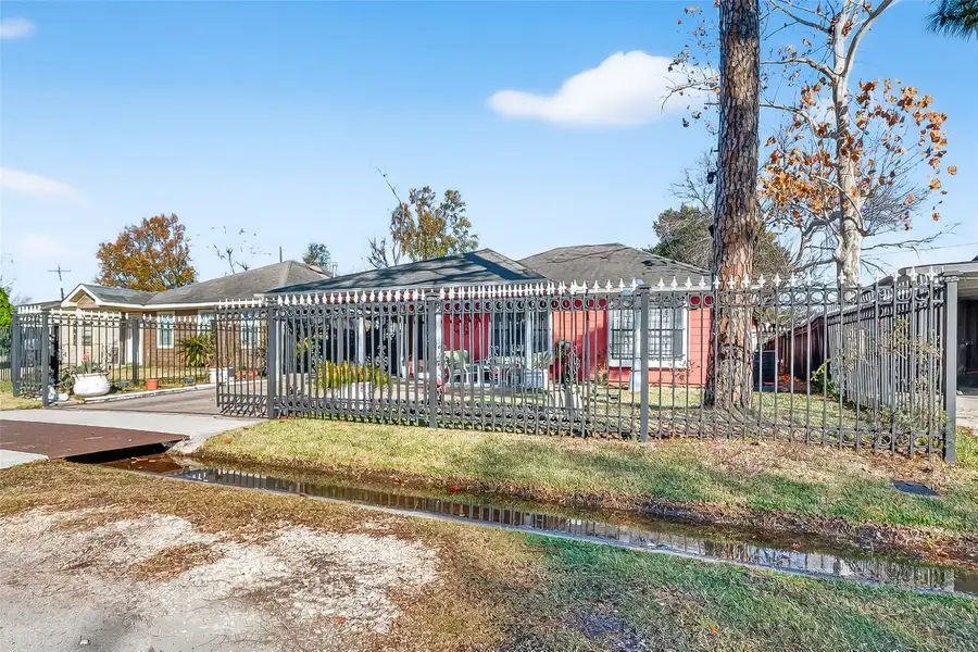 10313 Chadwick Street, Houston, TX 77029 - #3