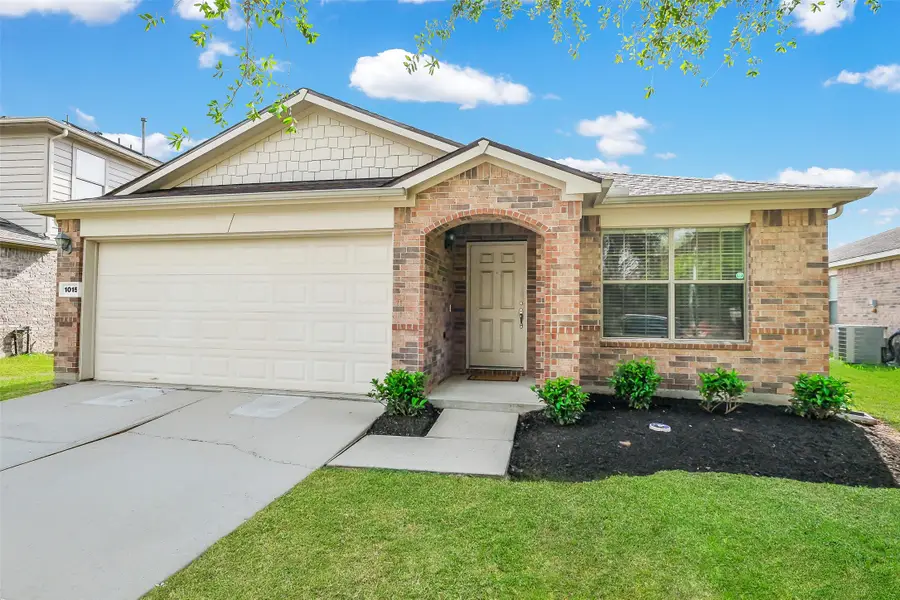 1015 Honeysuckle Vine Drive, Rosenberg, TX 77469 - #3