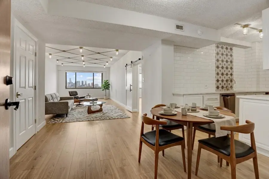 1400 Hermann Drive #15D, Houston, TX 77004 - #2