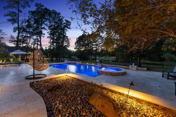 28733 Lakeside Green, Magnolia, TX 77355