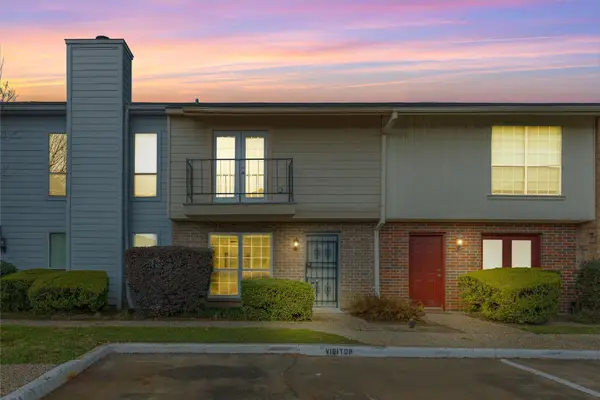 6111 Beverly Hill Street #32, Houston, TX 77057