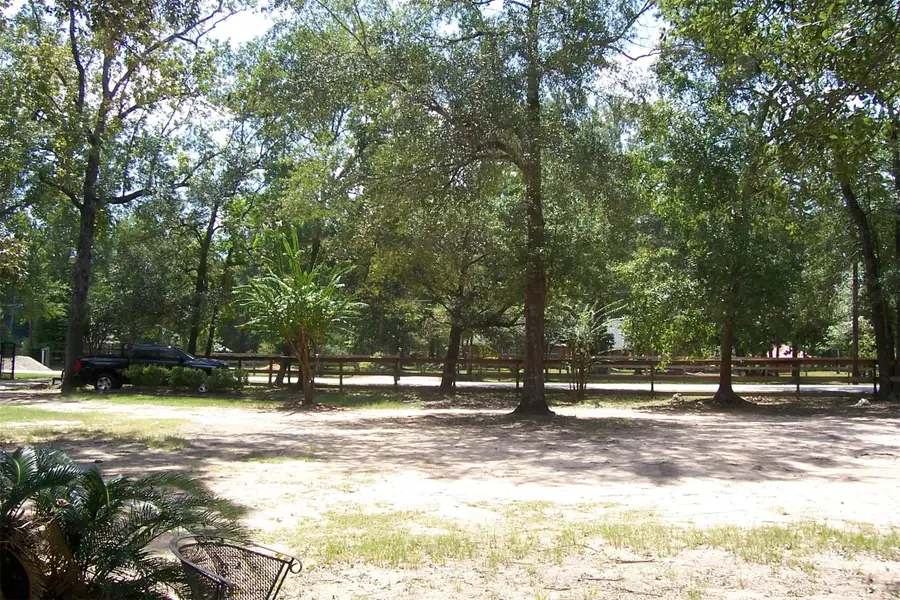 12110 Hillcrest Dr, Pinehurst, TX 77362 - Image #3