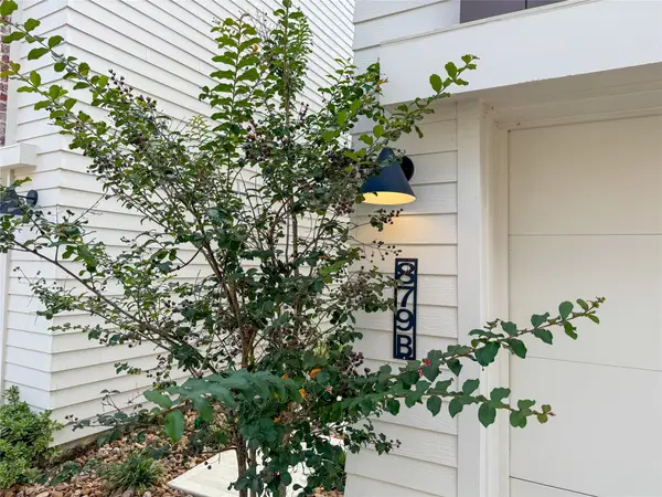 879 Rachel Street #B, Houston, TX 77091