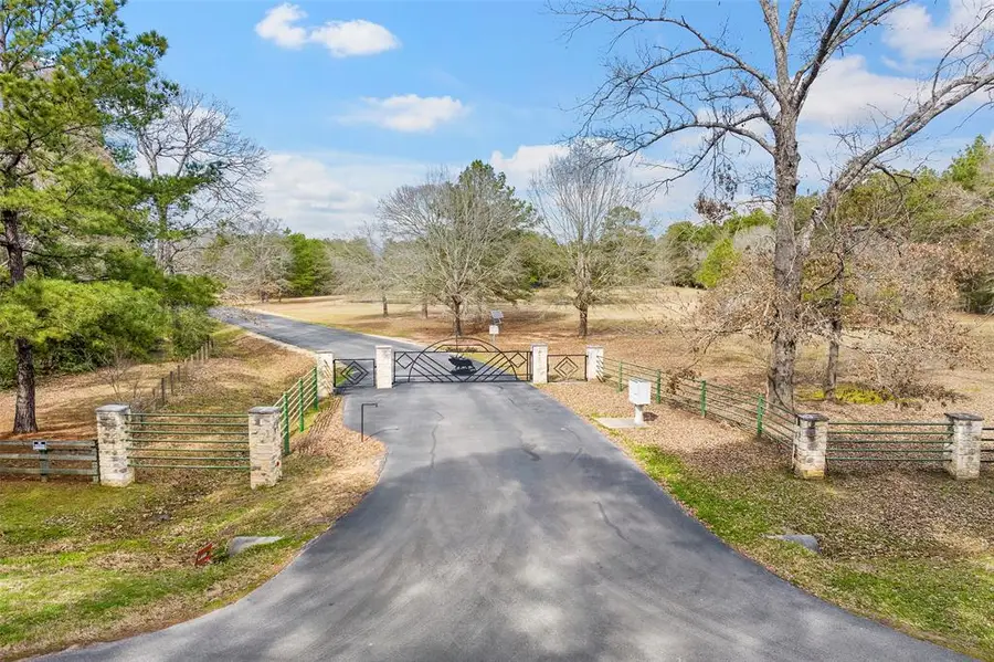 26350 Hunters Ridge Road, Hockley, TX 77447 - Image #2