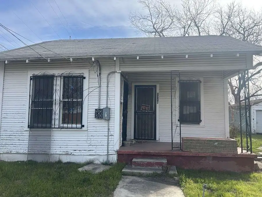 1718 N Walters, San Antonio, TX 78208 - Image #2
