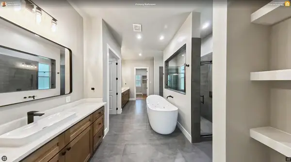 4 Lake Forest Drive, Conroe, TX 77384