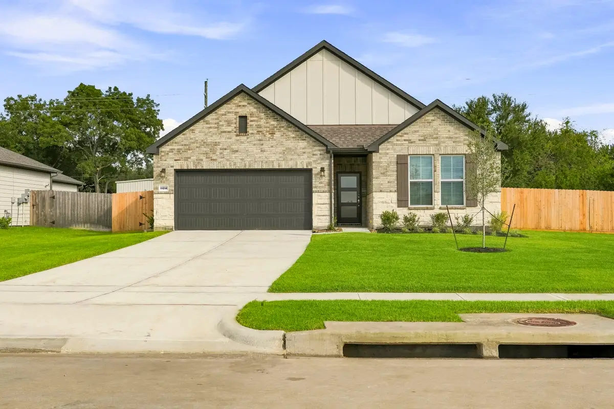 11014 Youngquist Drive, Monterey Belvieu, TX 77535 - #1