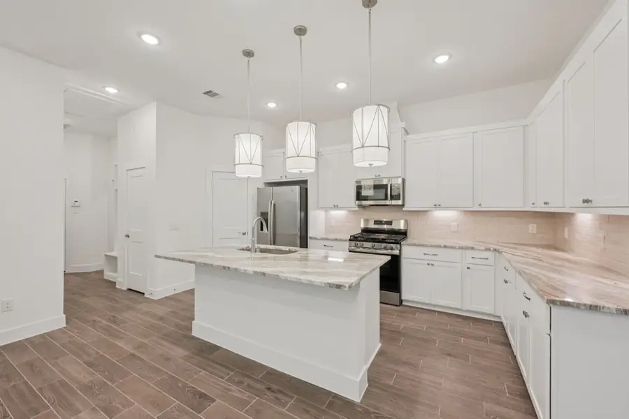 26253 E Outrider Banks Circle, Montgomery, TX 77316 - Image #2