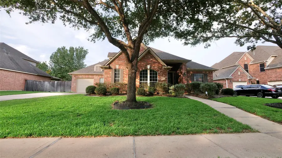 8303 Crescent Knolls Drive, Richmond, TX 77406 - #2