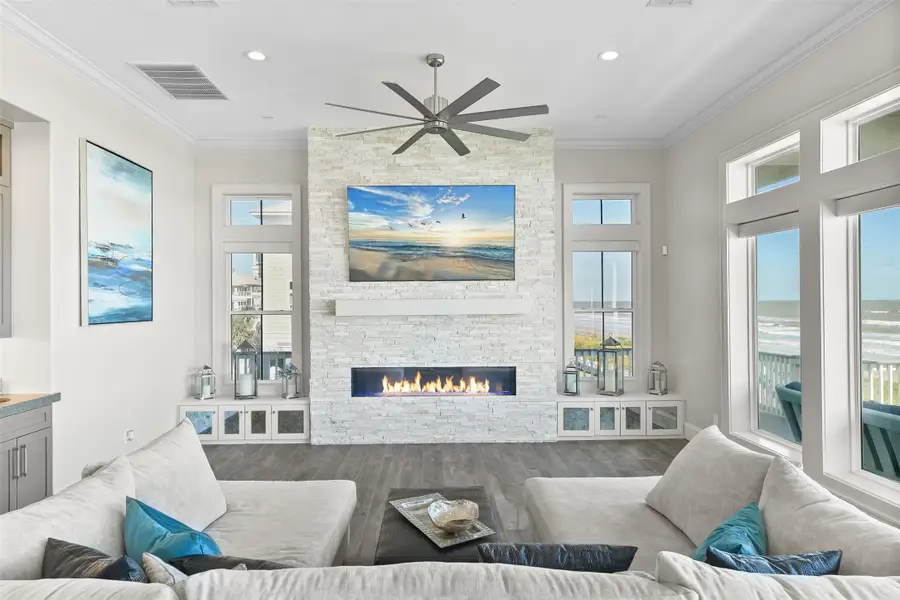 11707 Beachside, Galveston, TX 77554 - Image #2