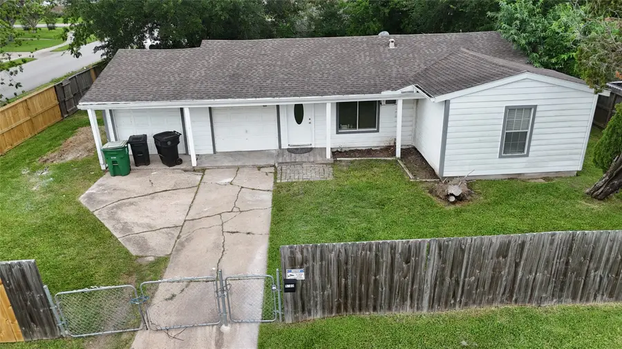 5103 Willow Glen Drive, Houston, TX 77033 - #3