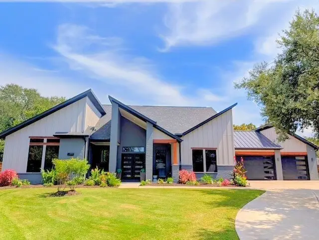 33231 Whitley Court, Fulshear, TX 77441 - Image #1