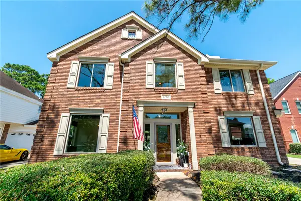 1918 Pawnee Drive, Deer Park, TX 77536