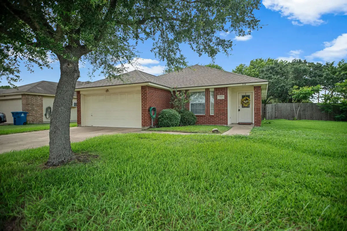 314 Rouen Drive, Port Lavaca, TX 77979 - #1