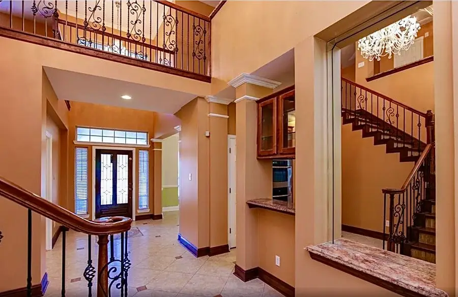 7 Crest Gate, Houston, TX 77082 - Image #2