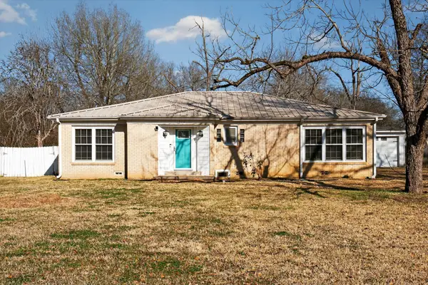 506 S 5th Street, Crockett, TX 75835