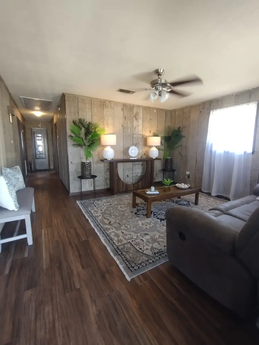 108 S 2nd 1/2 Street, Nederland, TX 77627 - #2