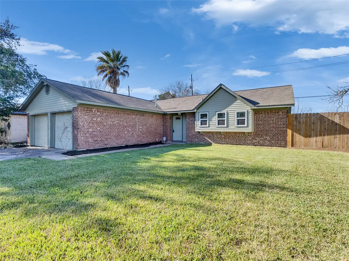 3210 Wavecrest Street, League City, TX 77573 - Image #1
