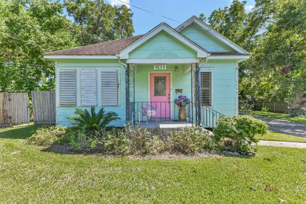 1311 Scott Street, La Marque, TX 77568
