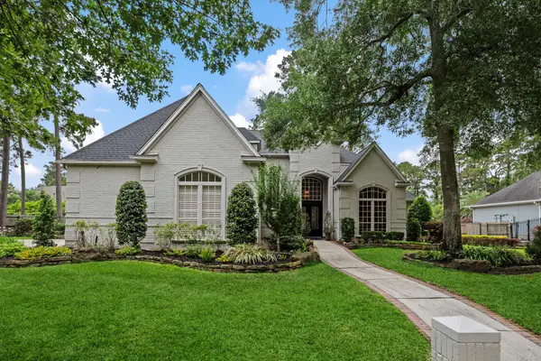 14 Greenway View Trail, Kingwood, TX 77339
