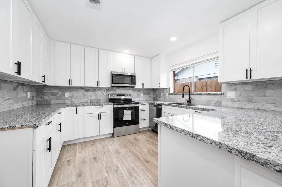 10402 Rancho Bernardo Lane, Sugar Land, TX 77498 - #2