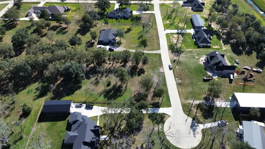 4607 Shadow Pond Lane, Alvin, TX 77511 - Image #3