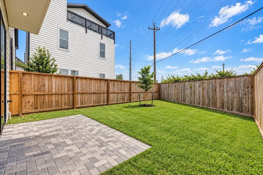 1006 Golden Nectar, Houston, TX 77008 - #2