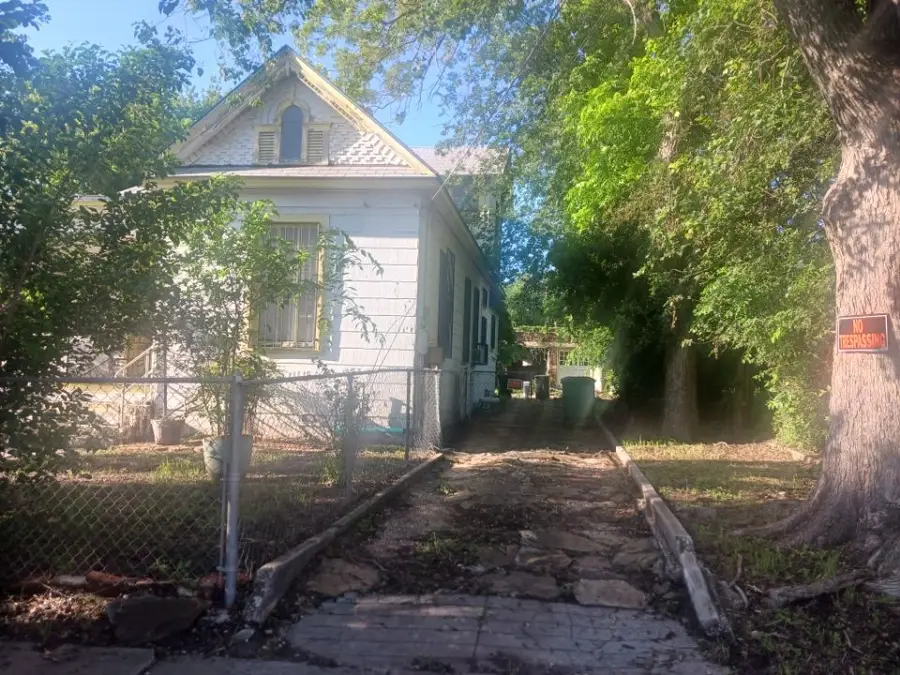 930 Burnet Street, San Antonio, TX 78202 - #3