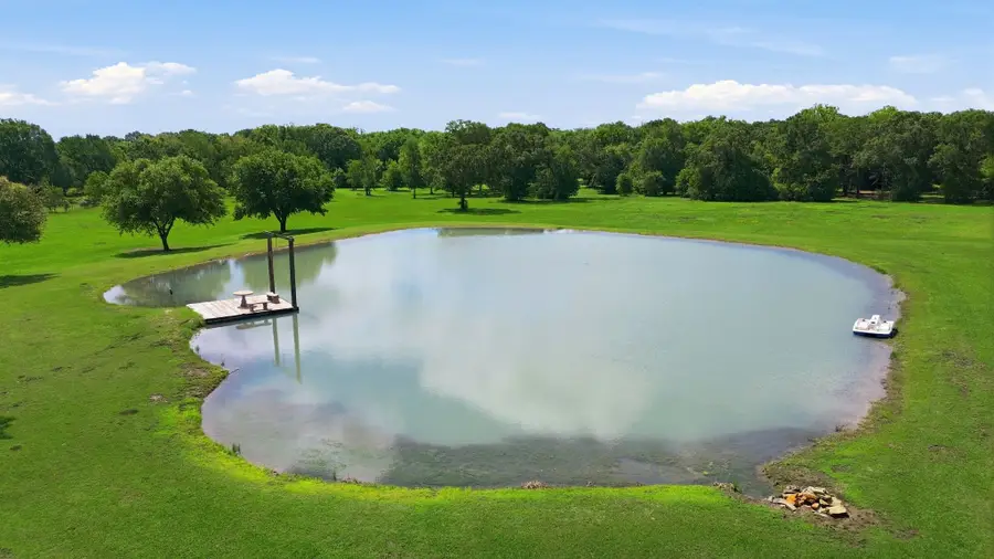 1711 Eagle Nest Acres Drive, Wallis, TX 77485 - #2