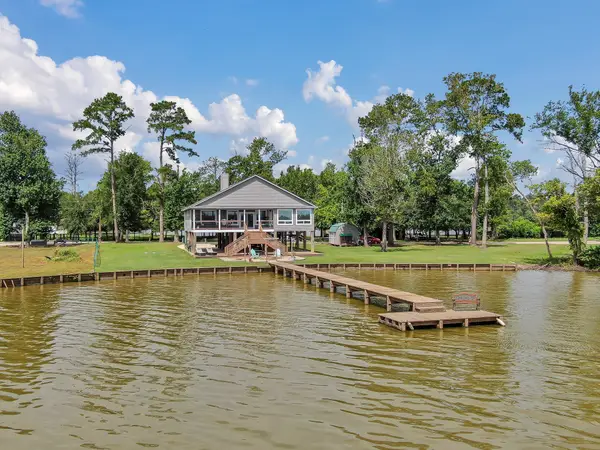 98 Lake View Drive, Huntsville, TX 77320