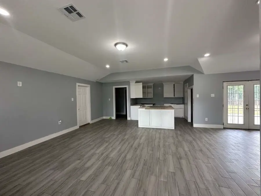 7451 Langley Road, Houston, TX 77016 - Image #3