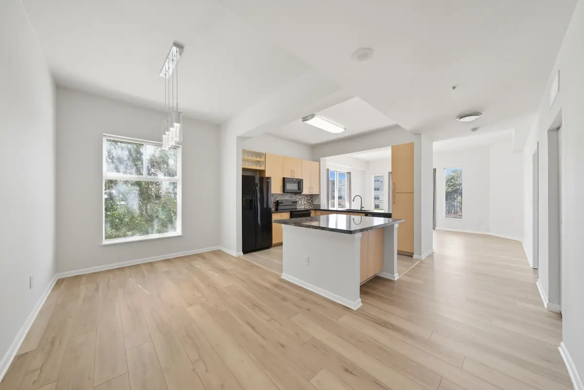 3505 Sage Road #202, Houston, TX 77056 - Image #1