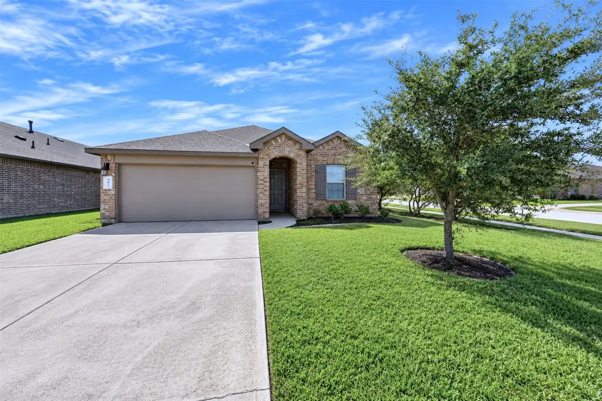 702 Green Clover Lane, Rosharon, TX 77583 - #1