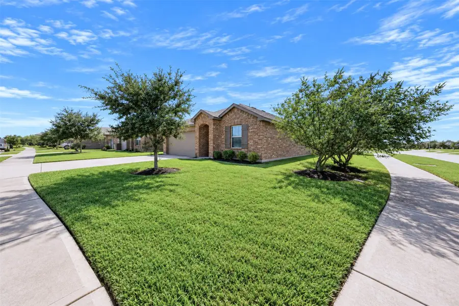 702 Green Clover Lane, Rosharon, TX 77583 - #3