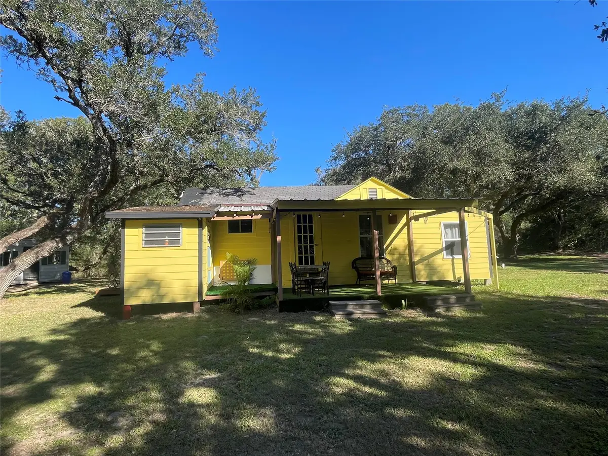 341 Cr 355, Elmaton, TX 77440 - #1