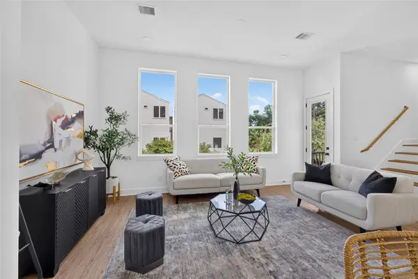 835 Rachel Street #E, Houston, TX 77091
