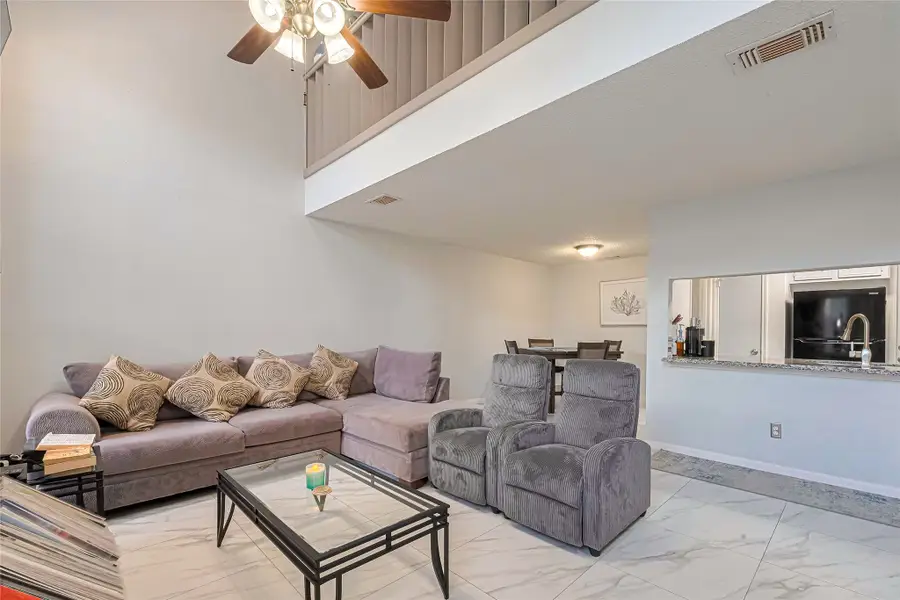 13798 Hollowgreen Drive #305, Houston, TX 77082 - Image #3