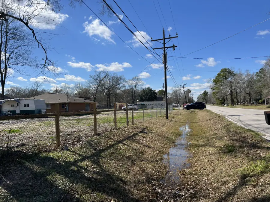 23140 E Martin Drive, Porter, TX 77365 - Image #2