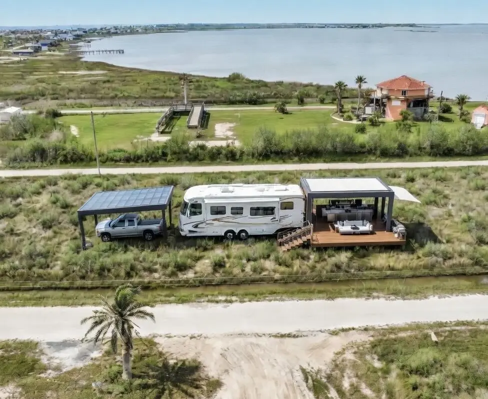 1110 Gulf Supply Road, Gilchrist, TX 77617 - #1